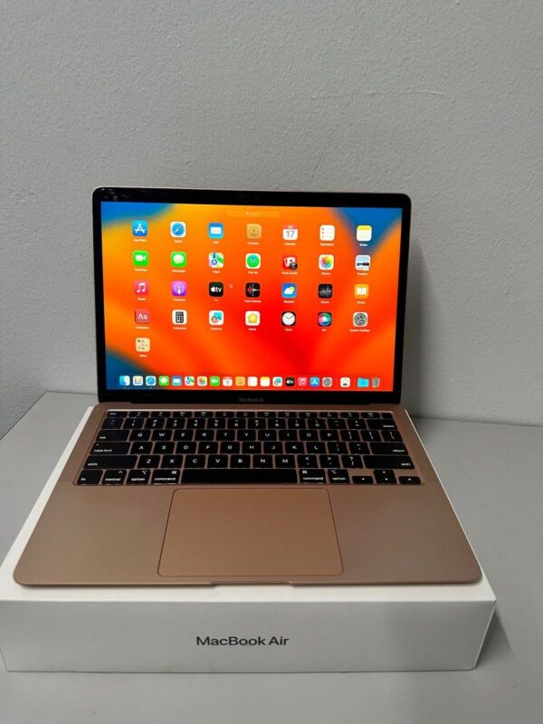 Apple macbook air M1 8GB/256GB